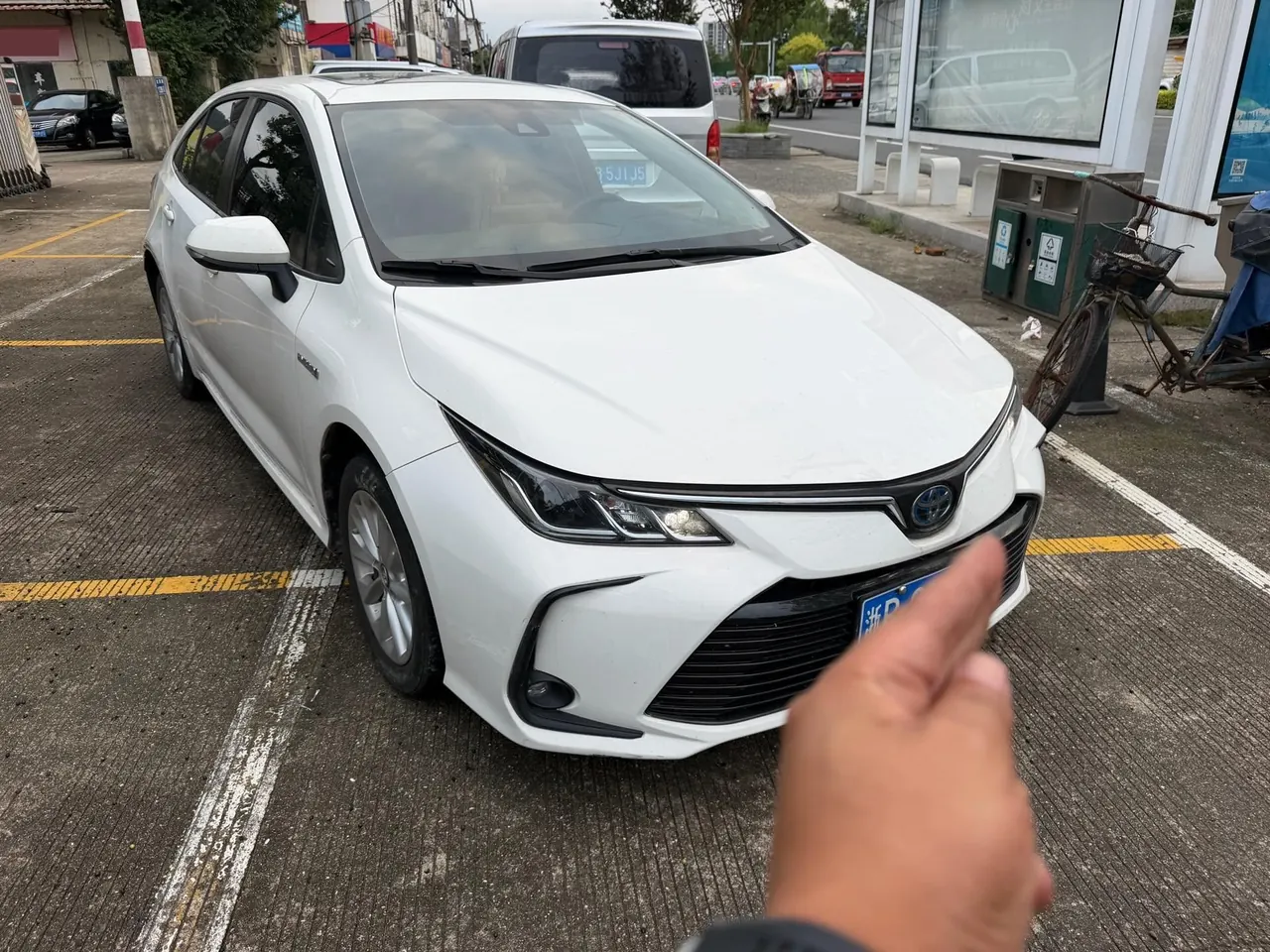Toyota 2021 corolla double engine 1.8 stepless flagship automatic gear 3