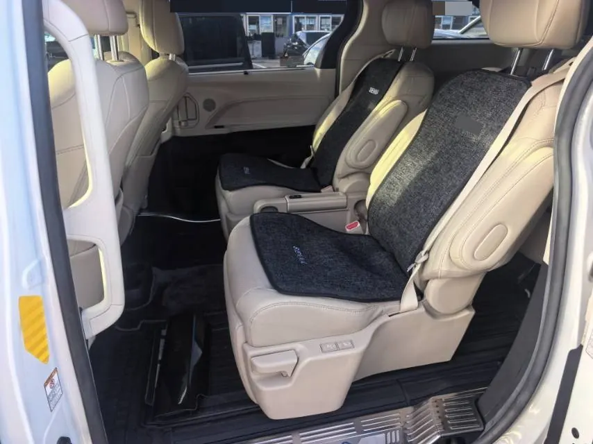 Toyota 2021 Sai 2.5 Stepless Premium Edition Automatic Gear 4