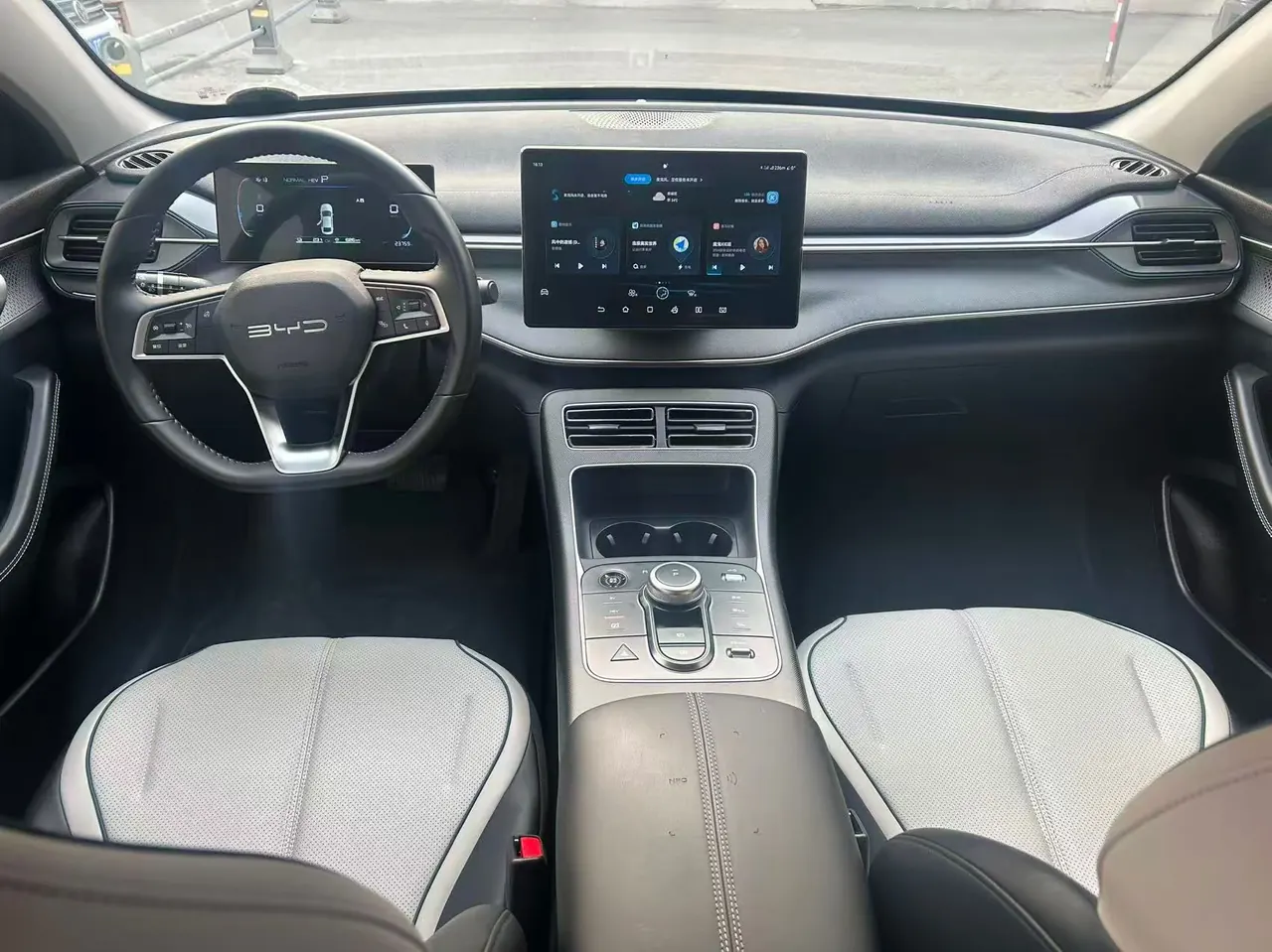 BYD 2024 Qin PLUS DM-i 1.5 stepless glory version 55KM leading automatic gear 4