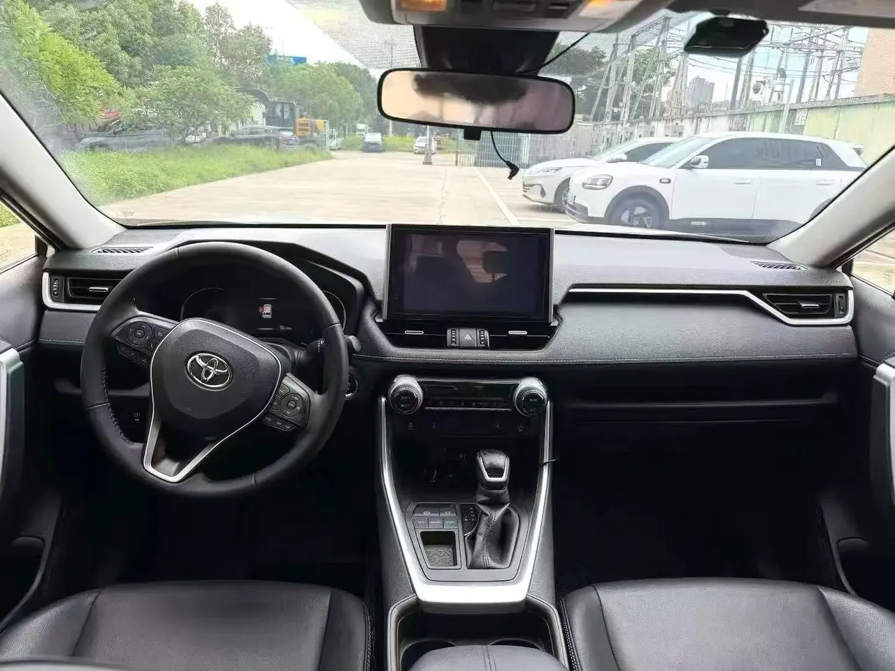 Toyota 2020 RAV4 Rongbo 2.0 Stepless Two-Drive Fashion Edition Automatic Gear 3