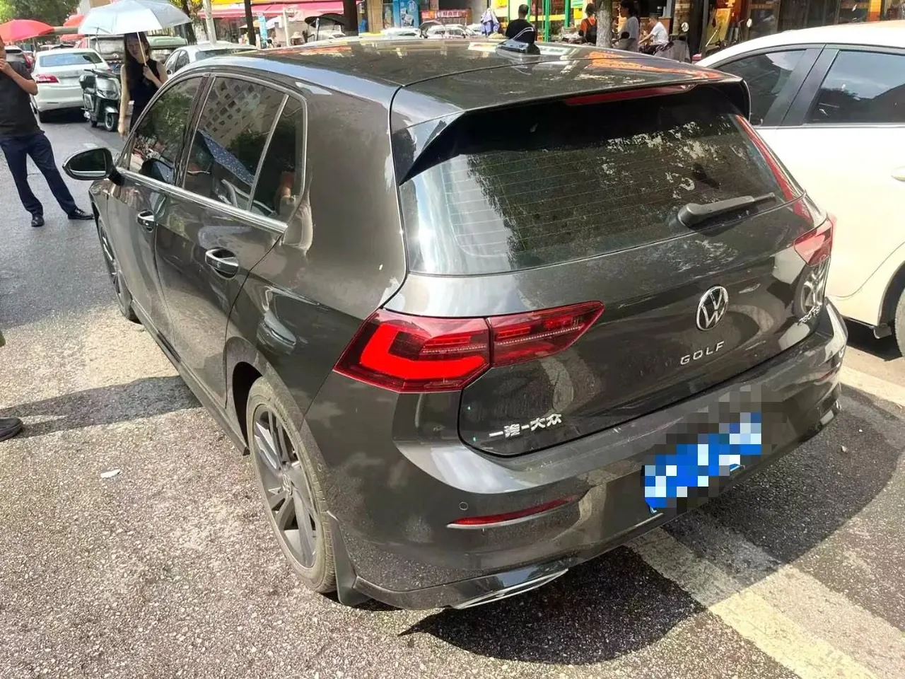 Volkswagen 2021 Golf 8 R-Line 1.4TSI 280TSI Automatic 5