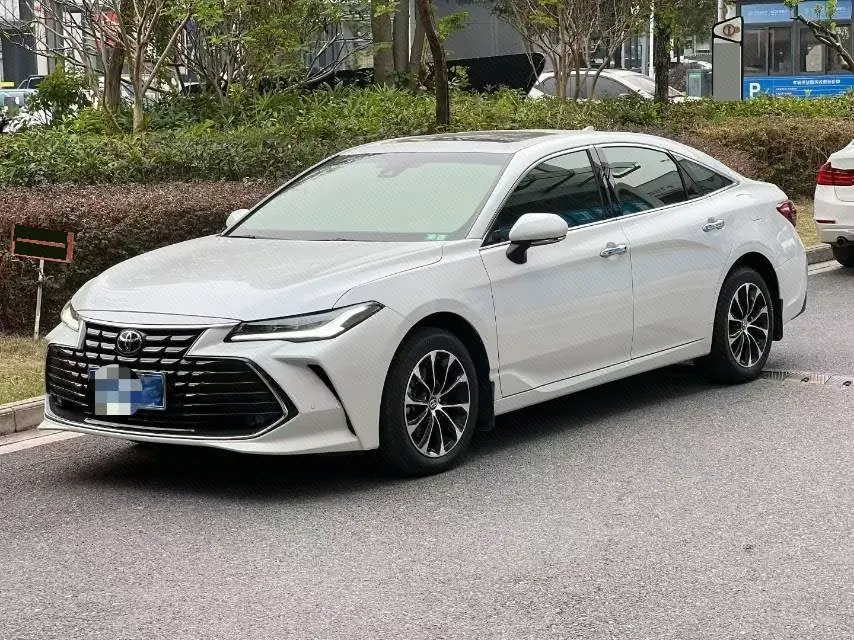 Open image lightbox: Toyota 2023 Asian Dragon 2.0 Stepless Edition Automatic Gear