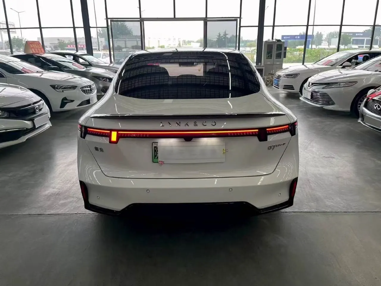LYNK&amp;CO 2024 LYNK&amp;CO 07 EM-P 1.5T 126 Long Endurance Halo Automatic 8