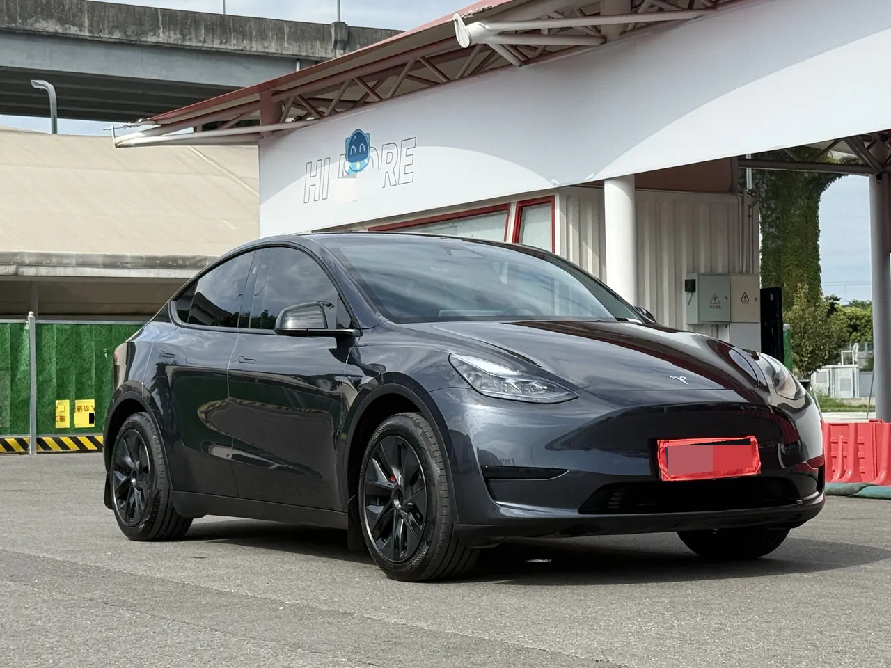 Tesla 2024 Model Y rear-wheel drive version automatic transmission 3
