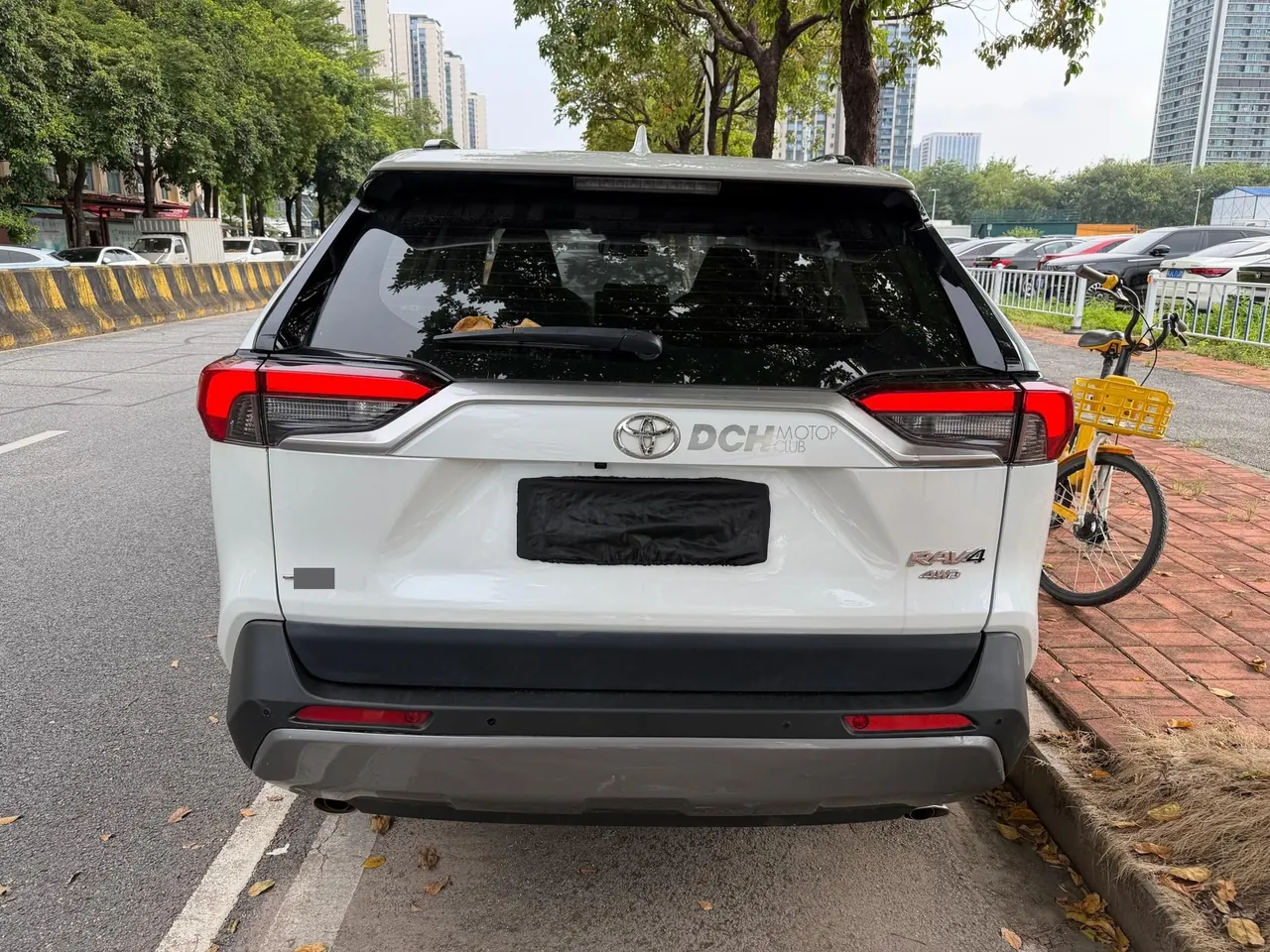 Toyota 2021 RAV4 Rongfeng 2.0 Stepless Four-wheel Drive Fashion PLUS Edition Automatic Gear 3