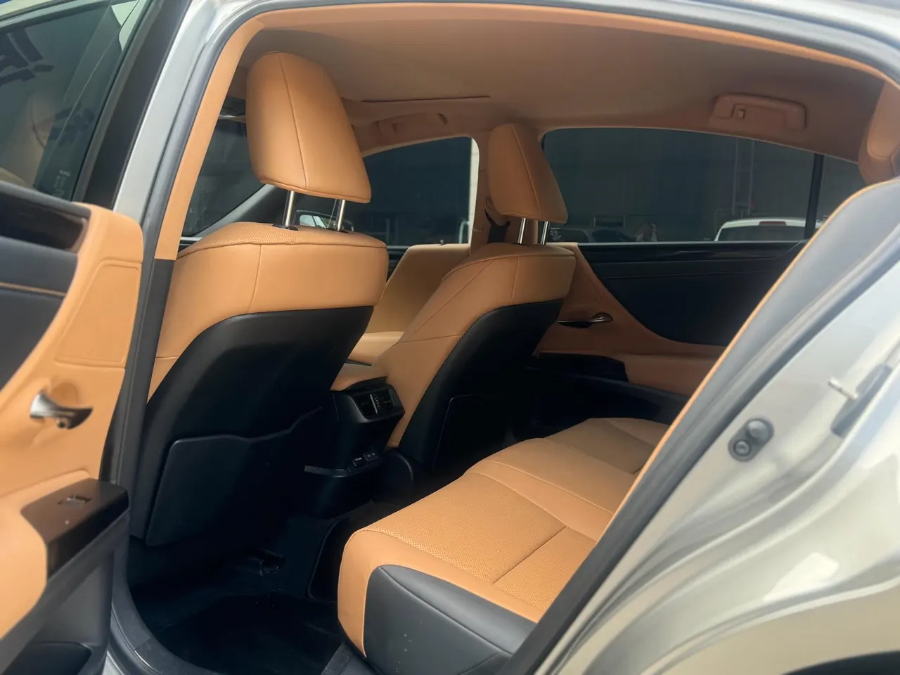 Lexus ES (Imported) 2024 ES200 2.0 Stepless Edition Automatic Gear 8