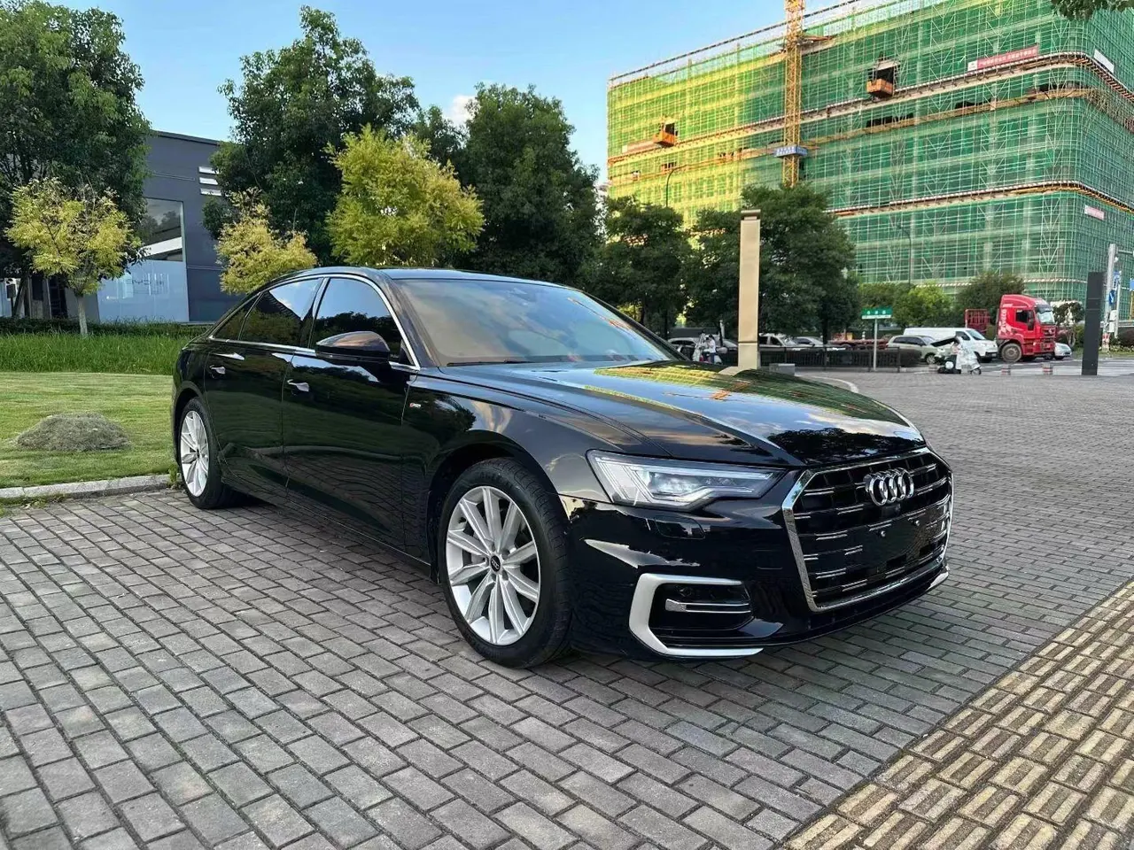 Audi 2024 A6L 2.0TFSI 45TFSI Selected Dynamic Automatic 3