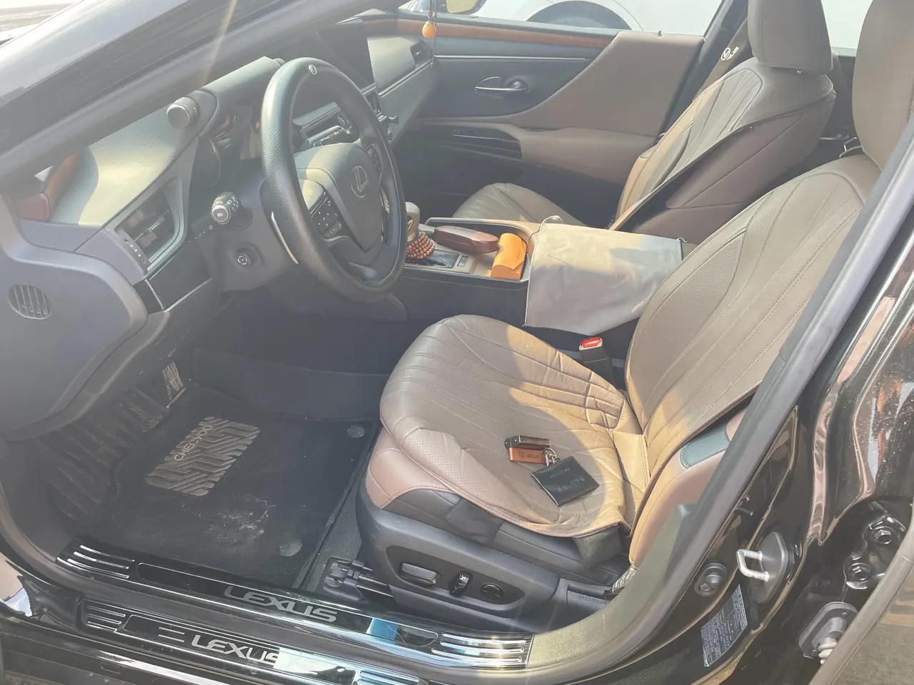 Lexus ES (Imported) 2024 ES200 2.0 Stepless Edition Automatic Gear 4