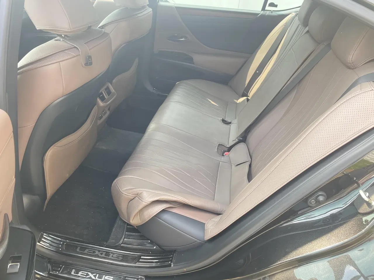 Lexus ES (Imported) 2024 ES200 2.0 Stepless Edition Automatic Gear 5