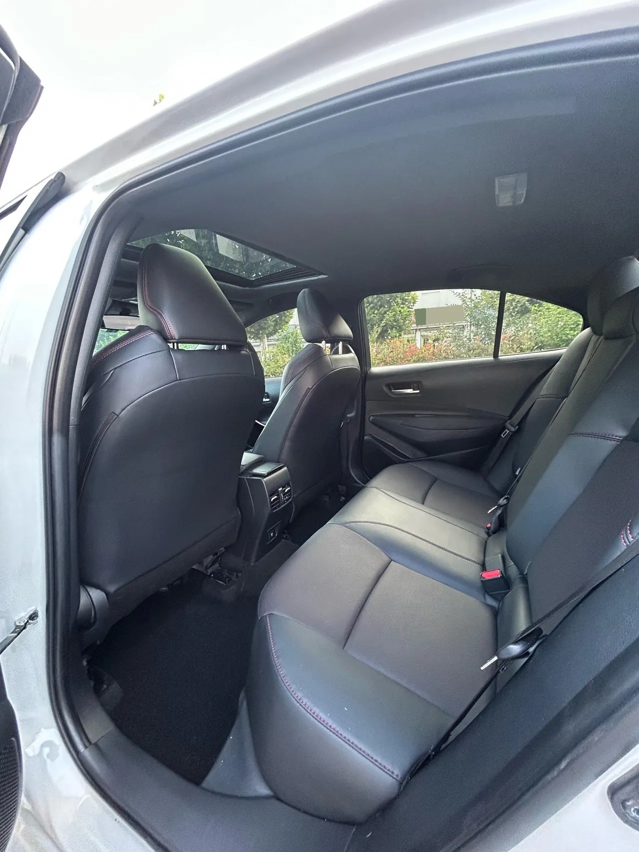Toyota 2021 Lei Ling 1.2T Stepless 185T Sports Edition Automatic Gear 5