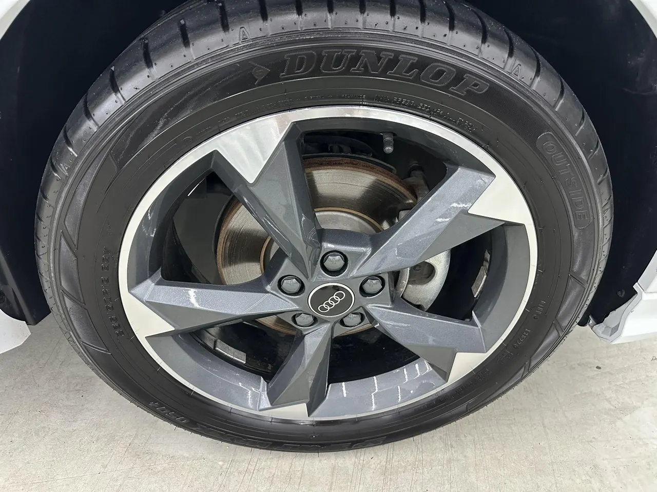 Audi 2023 Q3 1.4TFSI 35TFSI Fashion Dynamic Automatic 5