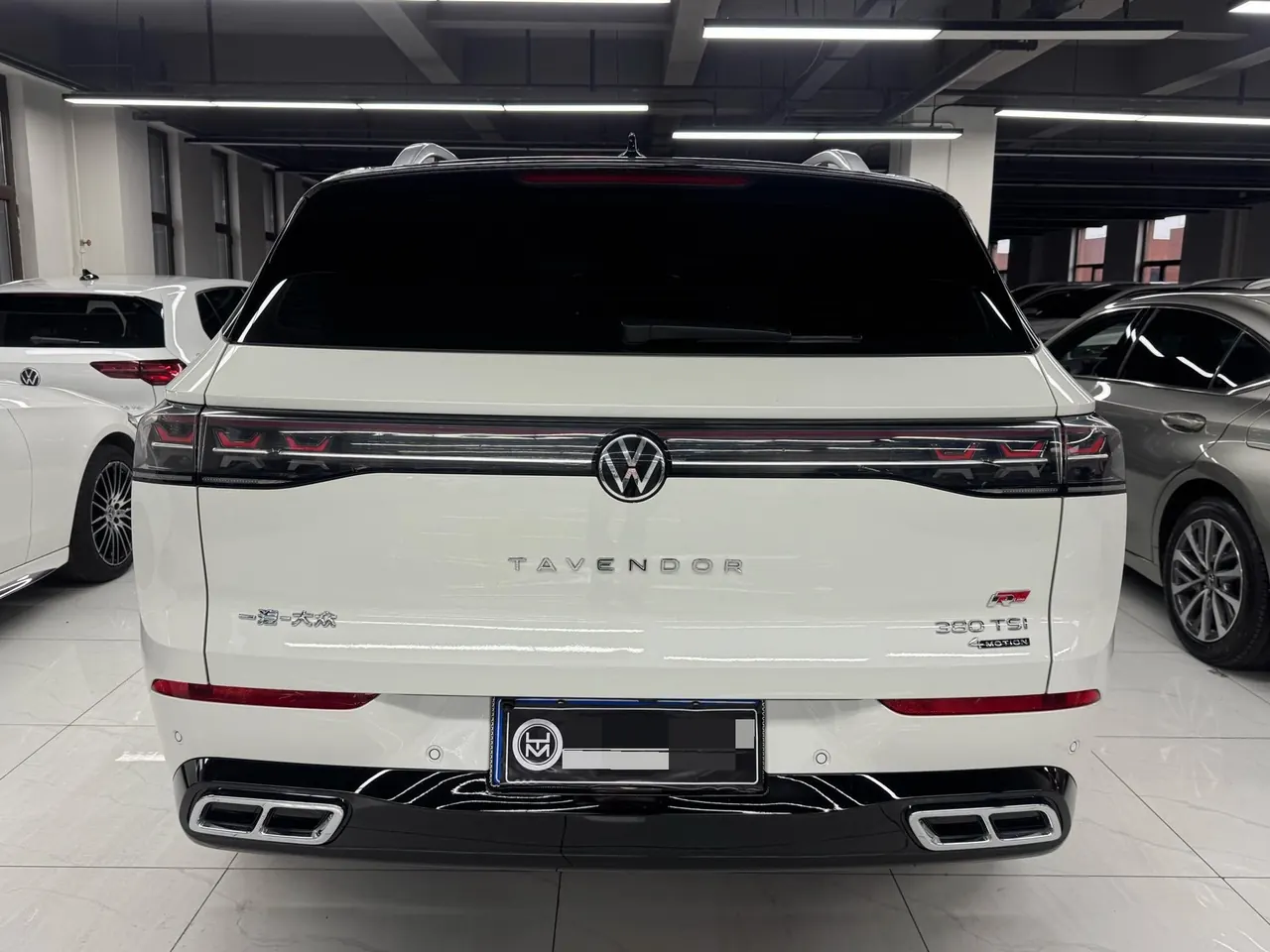 Volkswagen 2023 model tour R-Line 2.0TSI 380TSI four-wheel drive parade version automatic gear 11