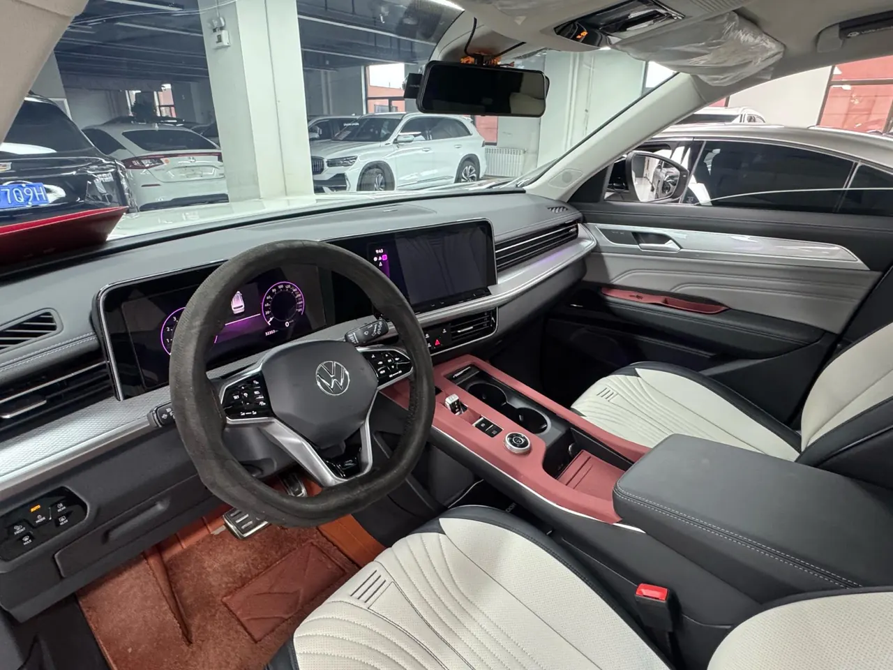 Volkswagen 2023 model tour R-Line 2.0TSI 380TSI four-wheel drive parade version automatic gear 6