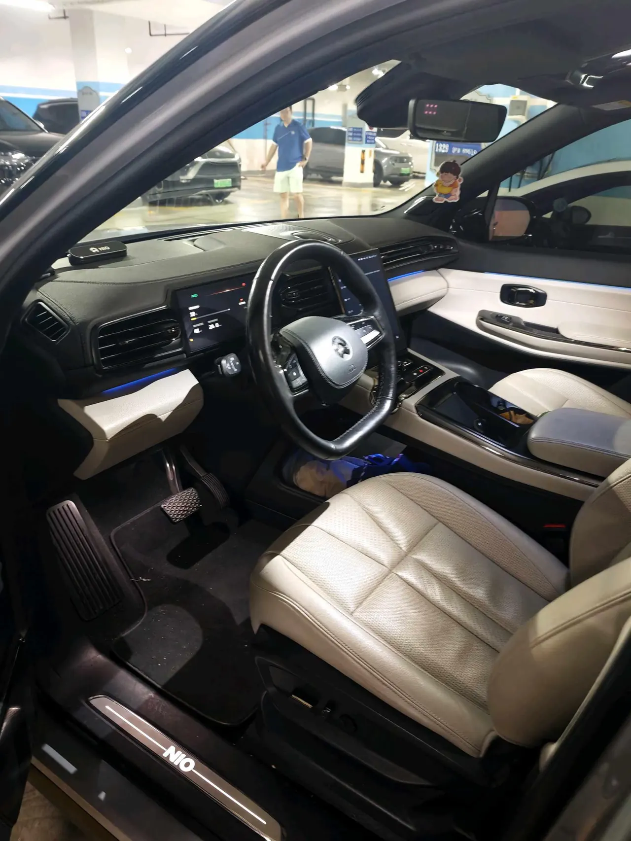 NIO 2020 ES8 benchmark 415KM 6-seat automatic gear 5