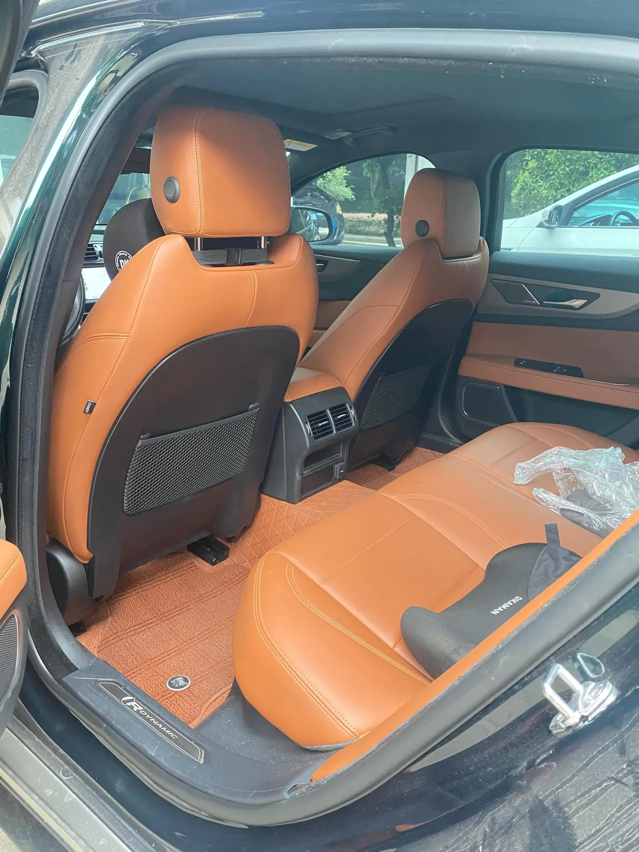 Jaguar 2023 XEL 2.0T 250PS R-DYNAMIC S Enterprising Sports Edition Automatic Gear 4
