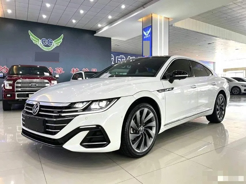 Open image lightbox: Volkswagen 2023 CC 2.0TSI 380TSI eye-catching automatic gear