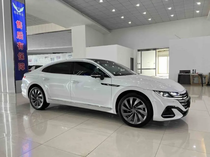 Volkswagen 2023 CC 2.0TSI 380TSI eye-catching automatic gear 5