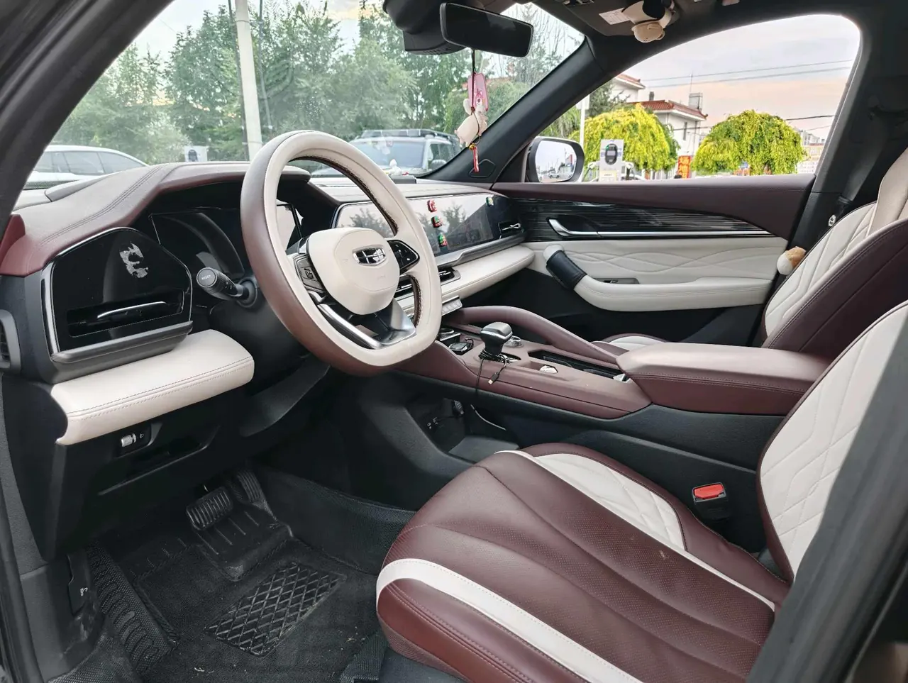 Geely 2021 XingyueL (Monjaro) 2.0TD EVO two-wheel drive distinguished automatic transmission 4