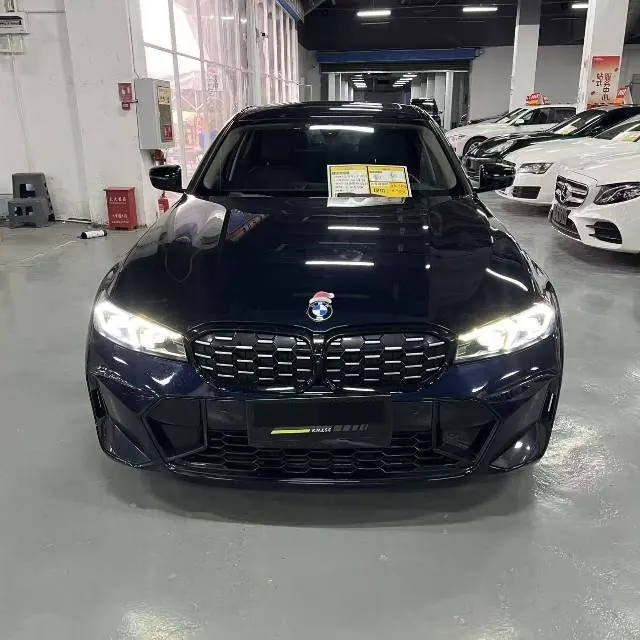 BMW 3 Series 2023 325Li 2.0T M Sports Obsidian Night Suit Automatic Gear 2