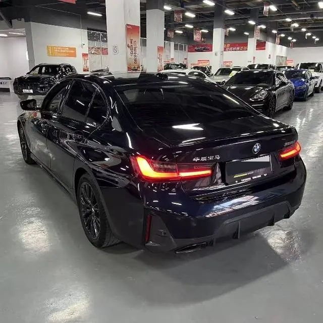 BMW 3 Series 2023 325Li 2.0T M Sports Obsidian Night Suit Automatic Gear 9