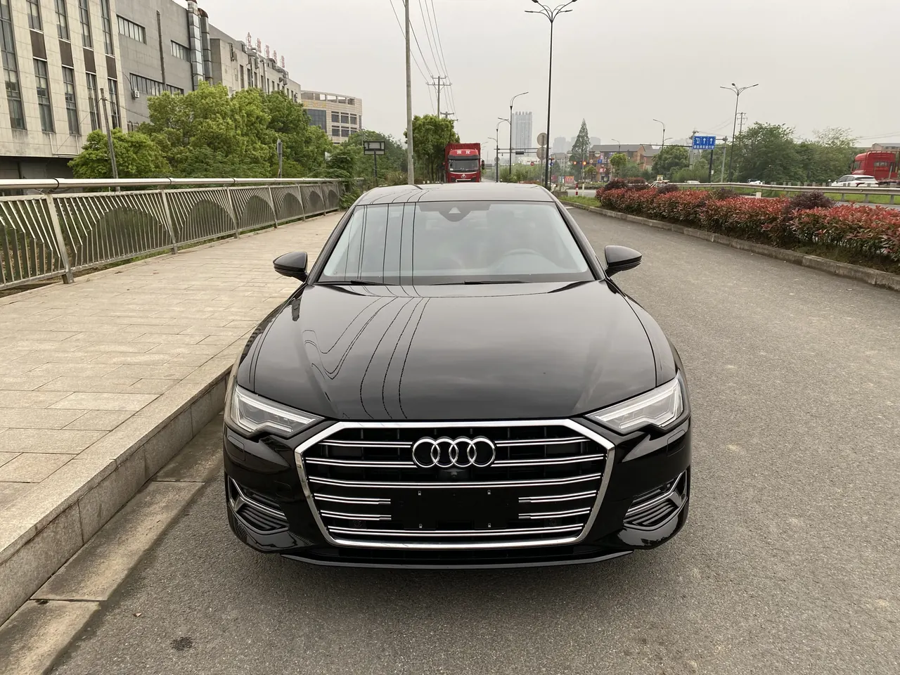 Audi 2023 A6L 2.0TFSI 45TFSI Zhenzhiya Automatic Gear 5