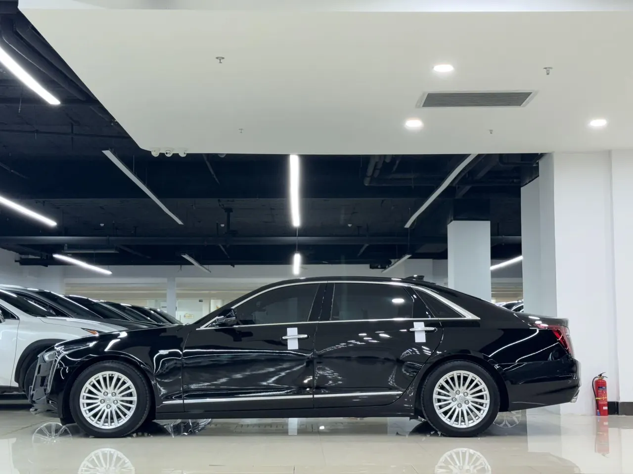 Cadillac 2021 CT6 2.0T 28T luxury automatic gear 3
