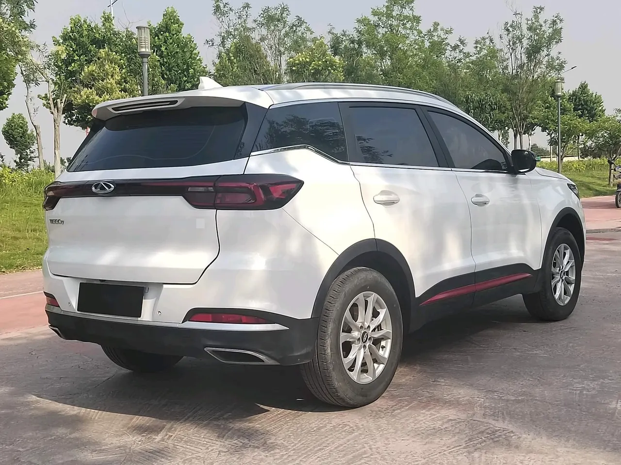 Chery 2023 Ruihu 7 1.5T Super Edition Super Guard Manual Gear 3