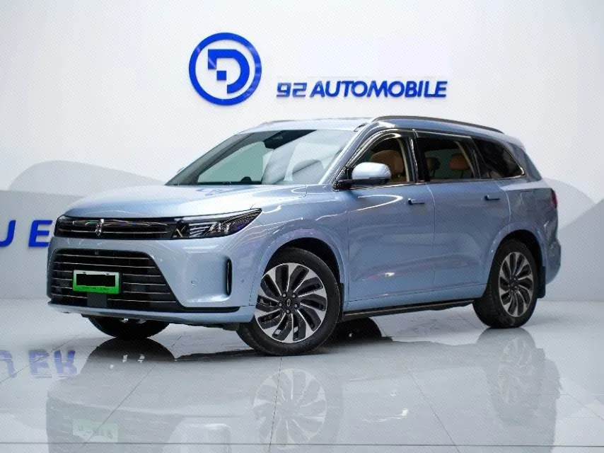 打开图片灯箱:AITO 2023 AITO M5 extended range rear drive standard version automatic gear