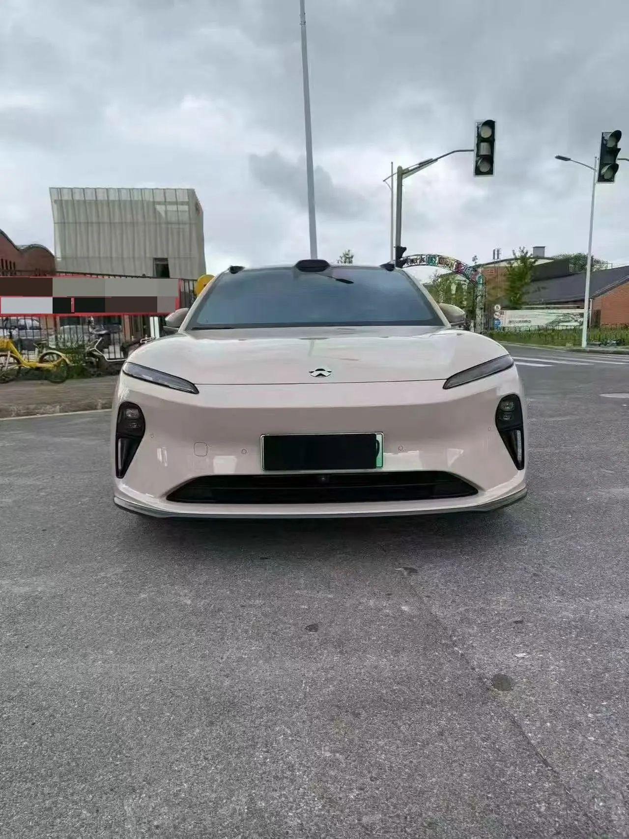 NIO 2024 ET5 75kWh automatic gear 2
