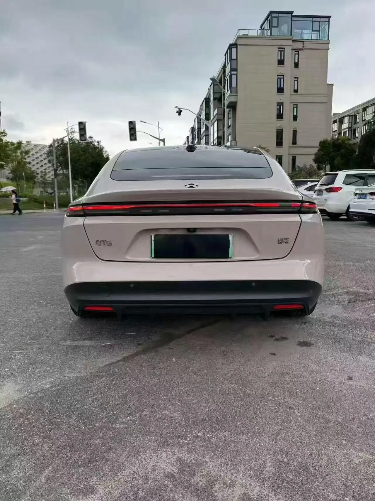 NIO 2024 ET5 75kWh automatic gear 7