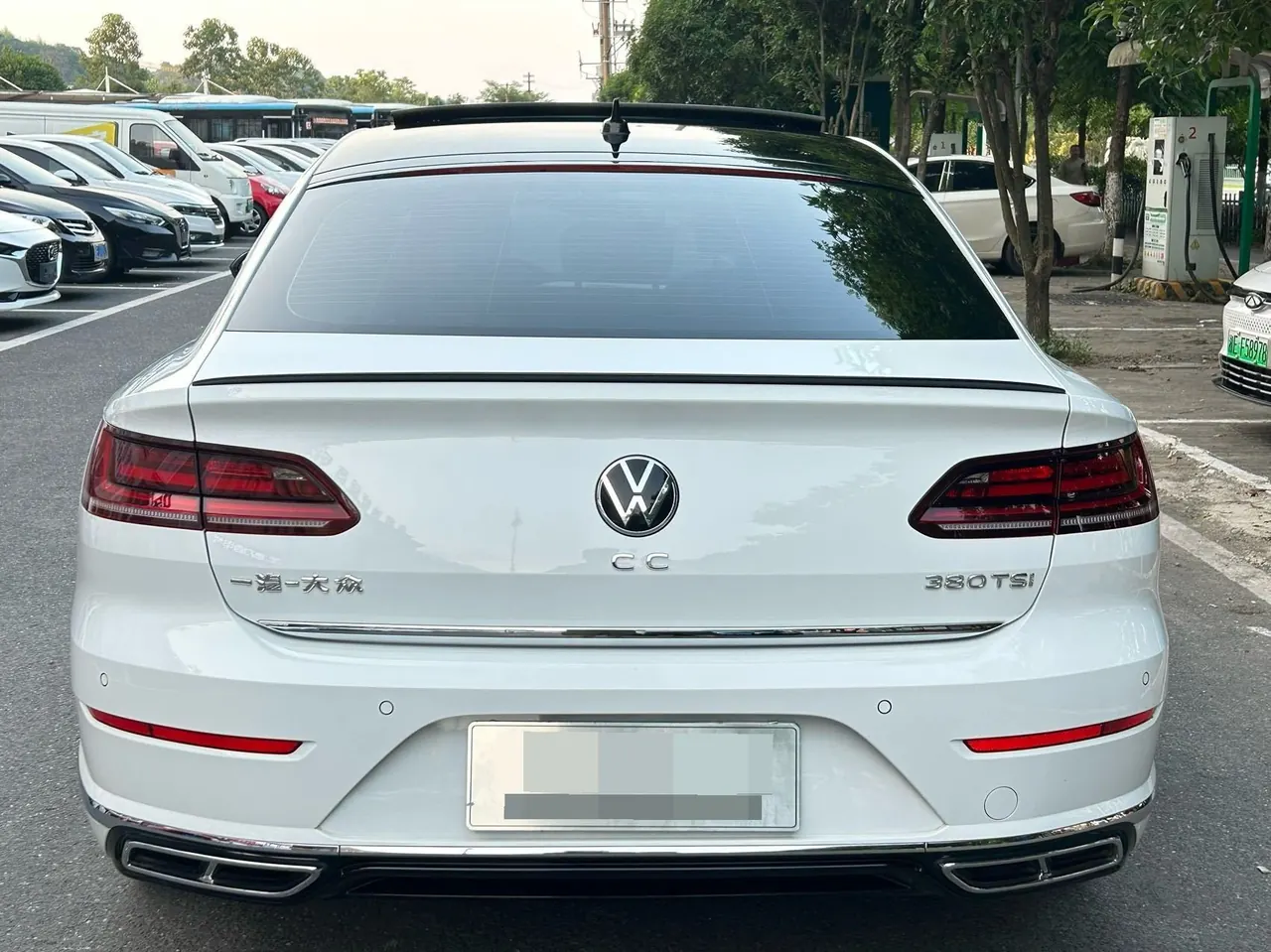 Volkswagen 2023 CC 2.0TSI 380TSI eye-catching automatic gear 4