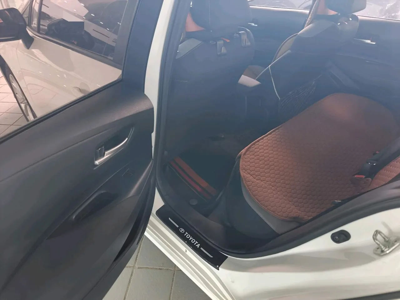 Toyota 2021 corolla 1.2T stepless elite PLUS version of automatic gear 10