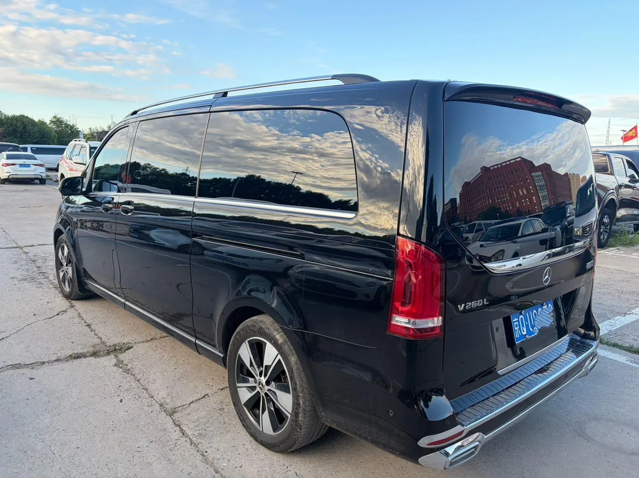 Mercedes Benz V 2021V 260 L 2.0T Deluxe Edition Automatic Gear 3