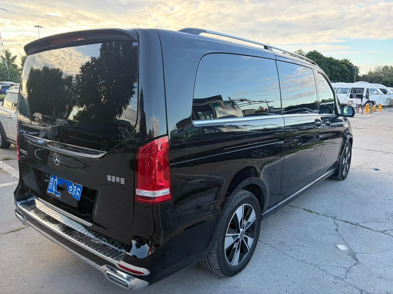 Mercedes Benz V 2021V 260 L 2.0T Deluxe Edition Automatic Gear 4
