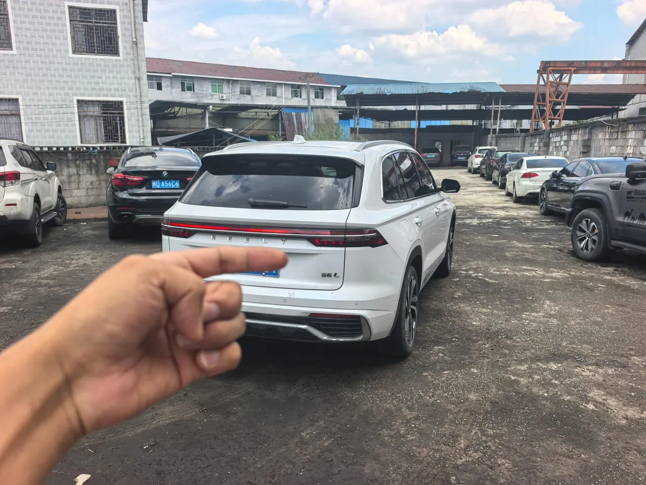 Geely 2021 XingyueL (Monjaro) 2.0TD EVO Two-Drive Flagship Automatic Gear 4