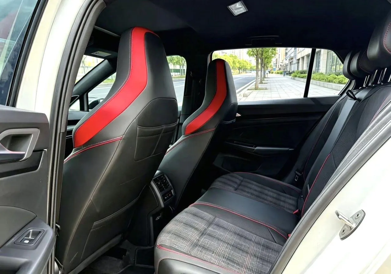 Volkswagen 2021 Golf GTI 2.0TSI Automatic 5