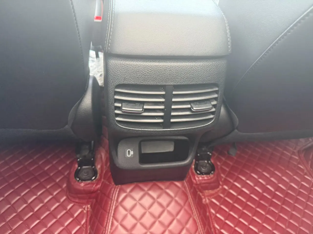 Kia 2023 Setus 1.5 Stepless Deluxe Edition Automatic Transmission 16