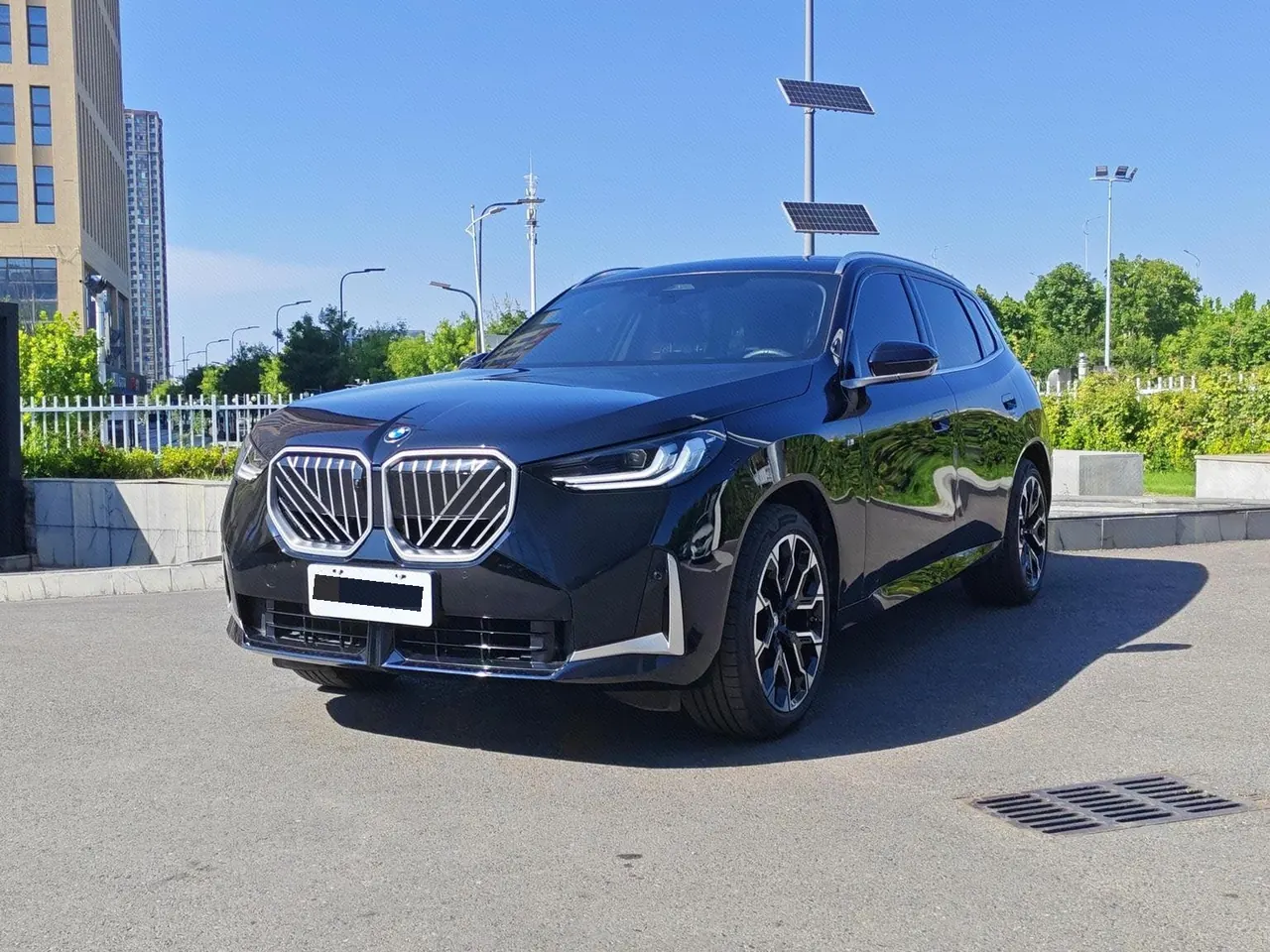 Open image lightbox: BMW 2025 X3 xDrive30L 2.0T Leading M Sports Suit Automatic Gear