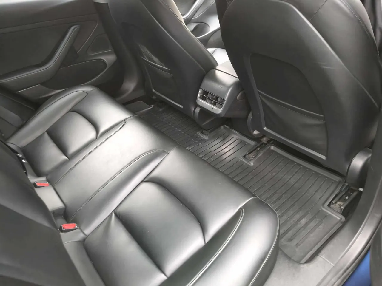 Open image lightbox: Tesla 2020 Model 3 Standard Endurance Rear Drive Upgraded Automatic Gear