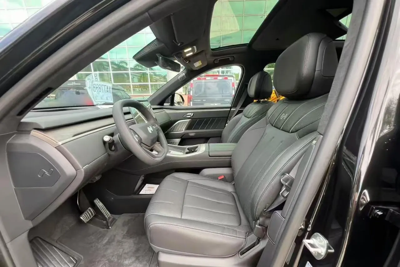 ONVO 2026 L90 Ultra six-seat automatic gear 5