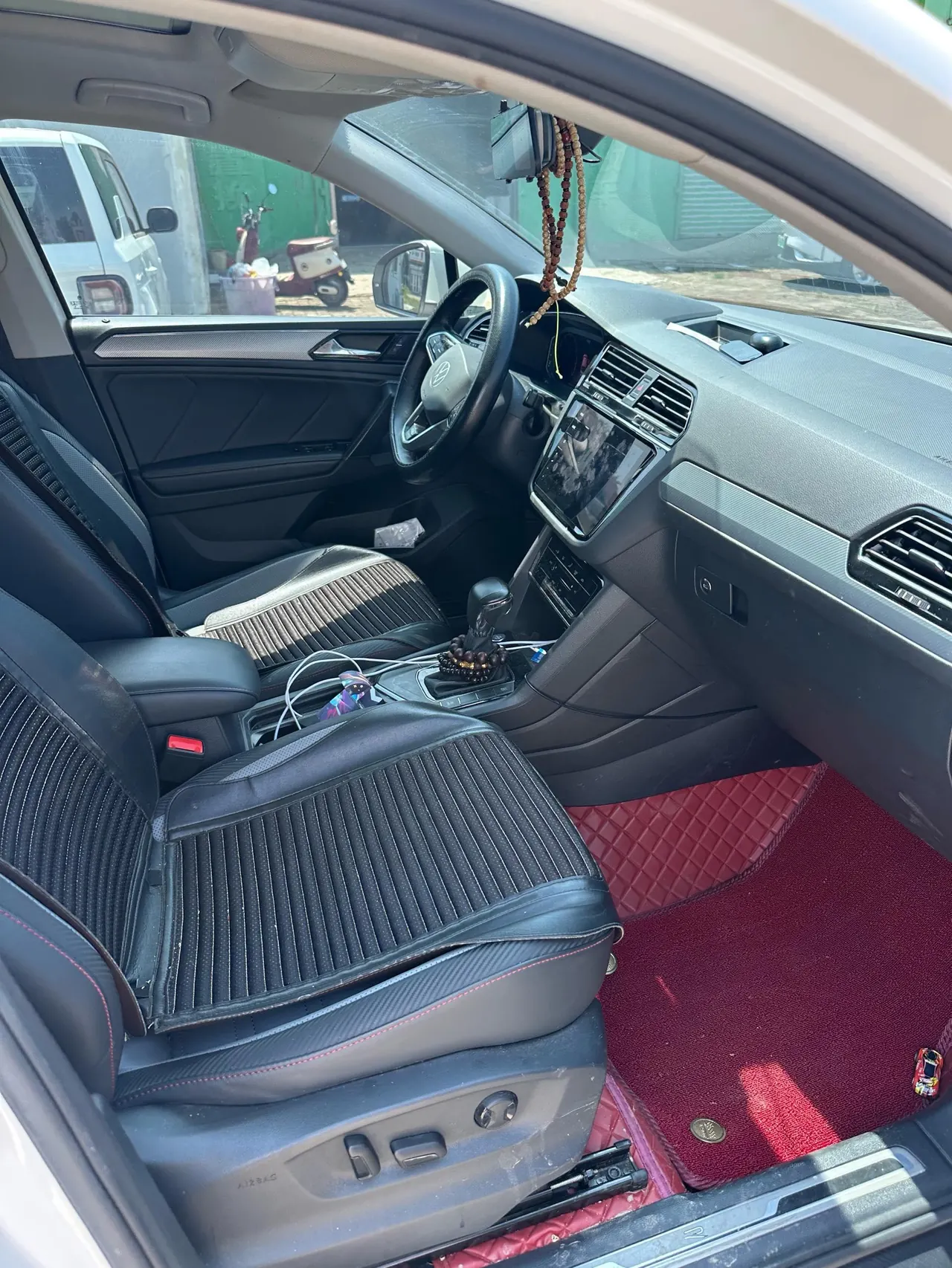 Volkswagen 2021 Tiguan X 2.0TSI 330TSI Two-Drive Overdrive Automatic Gear 5
