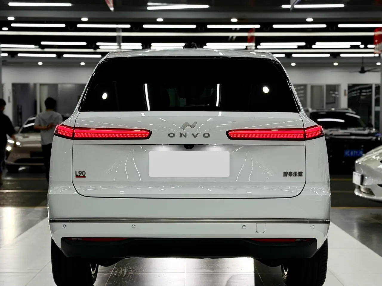 ONVO 2025 L90 Ultra Six‑Seater Automatic 5