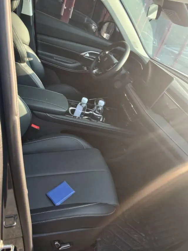 ChangAn 2026 CS75 PRO 1.5T exclusive 7-seat automatic gear 3