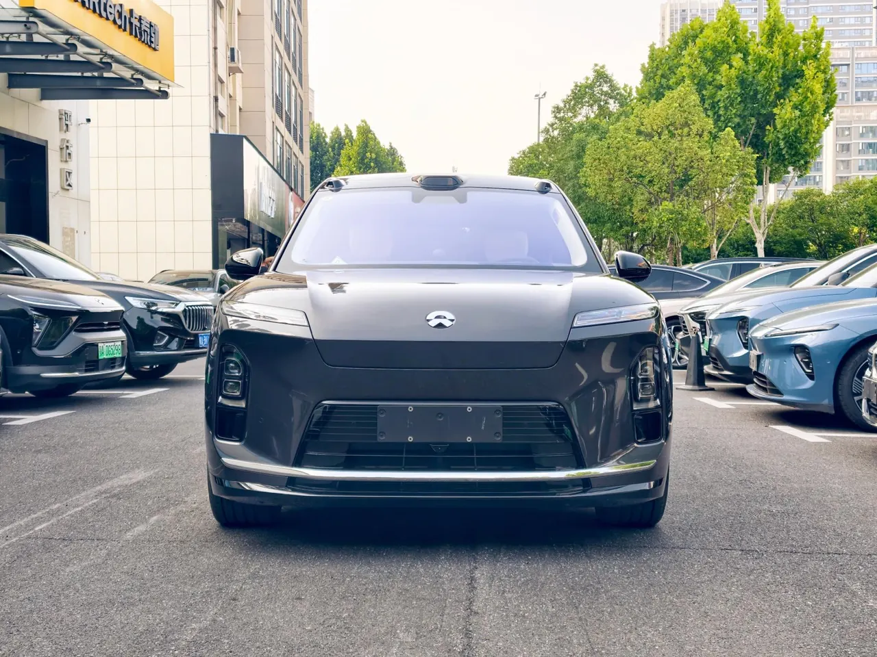 NIO 2026 ES8 5-seat Executive Deluxe Automatic Gear 2