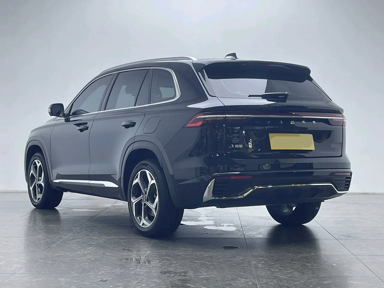 Geely 2026 XingyueL (Monjaro) 2.0TD Changfeng Mountain Version Automatic Gear 5