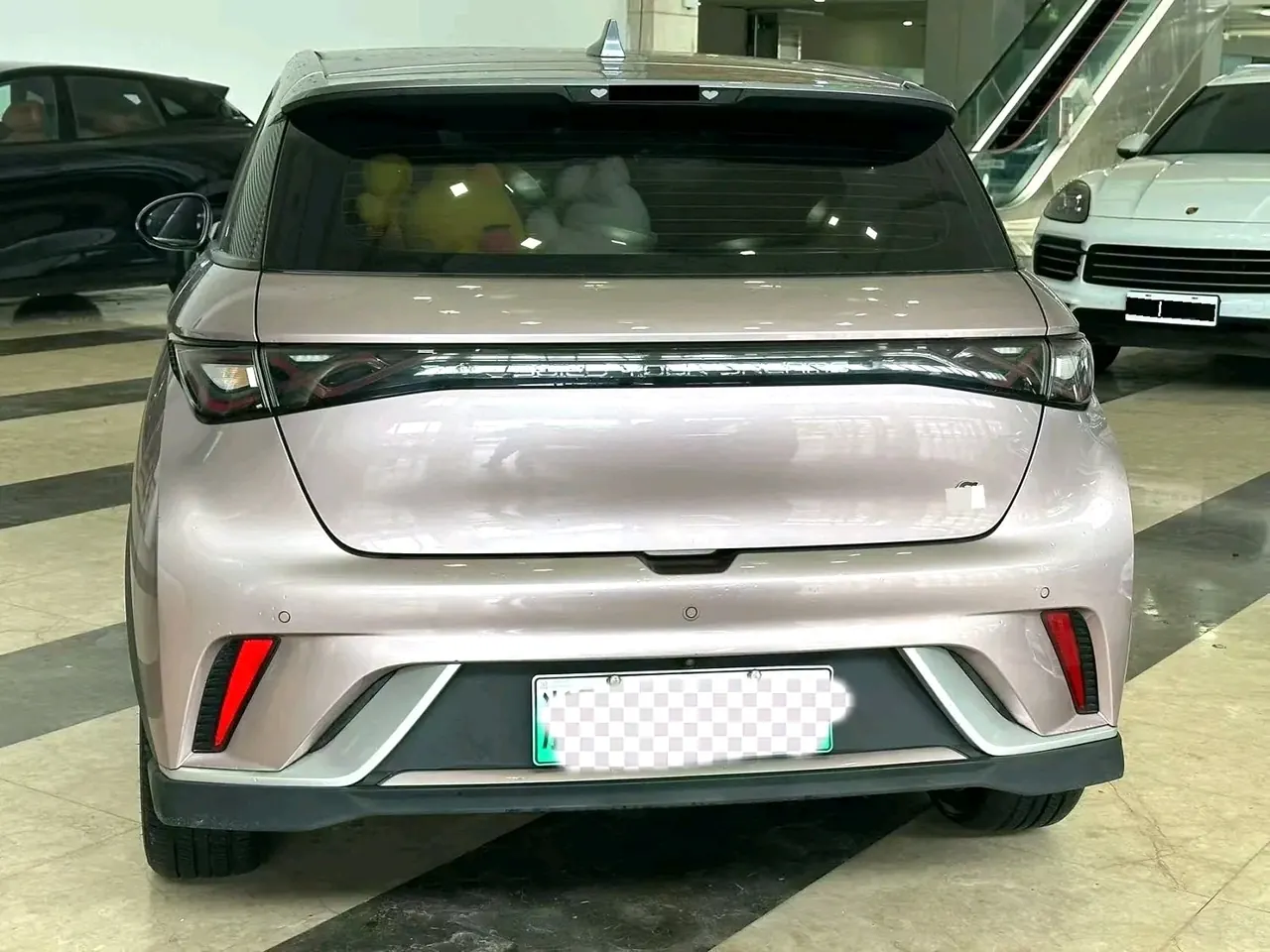 BYD 2021 Dolphins 401km Knight Edition Automatic Gear 8