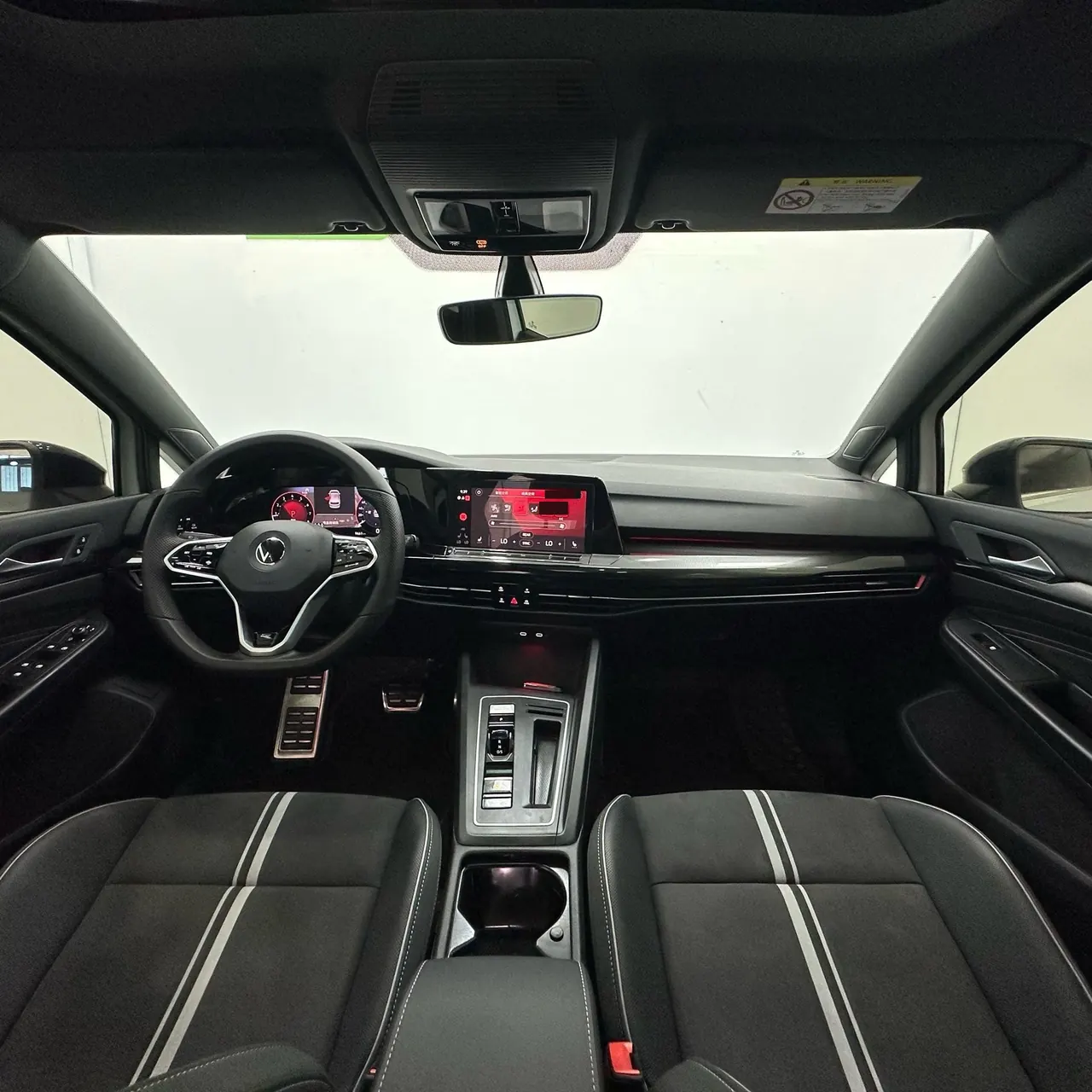 Volkswagen 2023 Golf 8 R-Line 1.4TSI 280TSI Lite Automatic 5