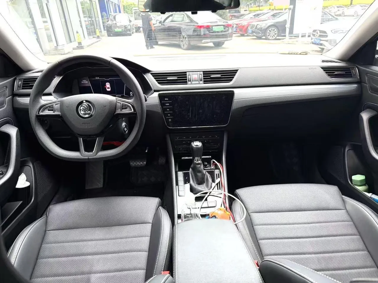 Skoda 2023 Express 1.4TSI TSI280 Premium Edition (Modified) Automatic Gear 3