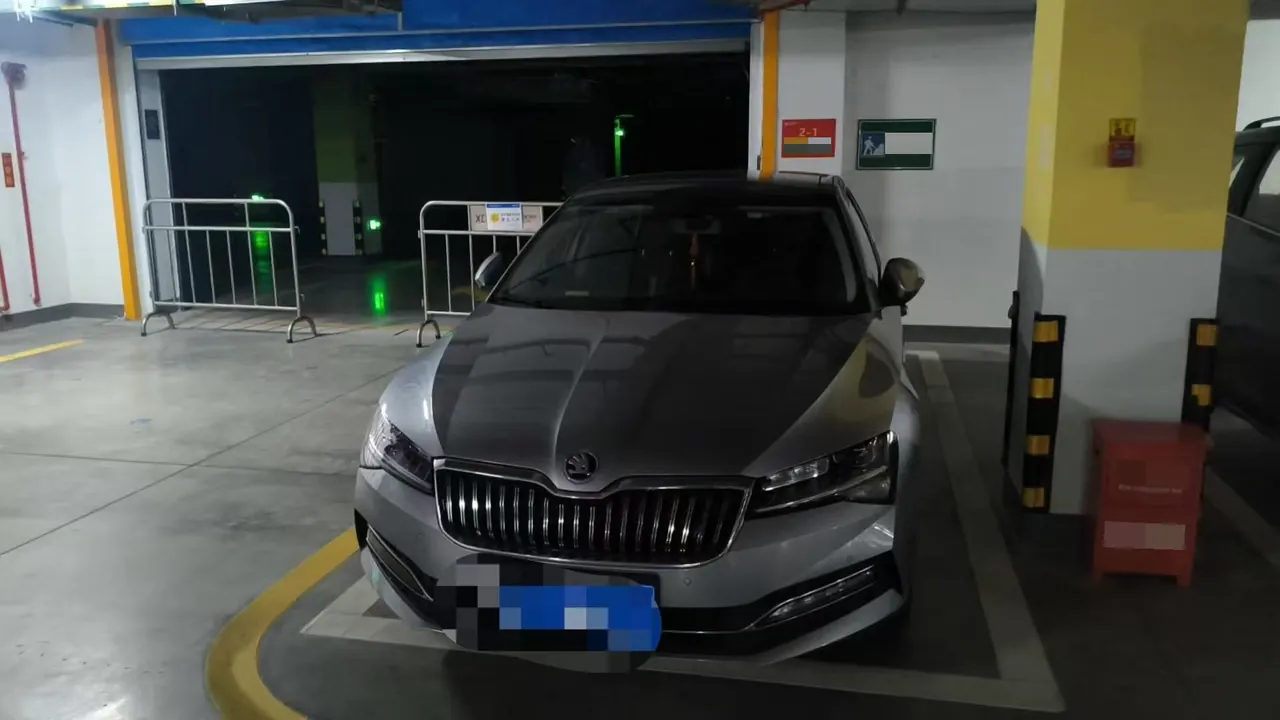 Skoda 2023 Express 1.4TSI TSI280 Premium Edition (Modified) Automatic Gear 7