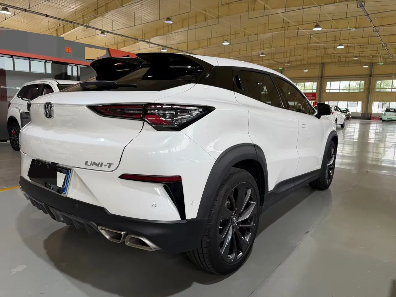 ChangAn 2020 UNI-T 1.5T Flagship Automatic Gear 4